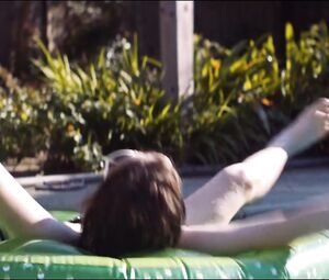 Odessa Young, Suki Waterhouse nude - Assassination Nation (2018)