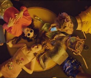 Odessa Young, Suki Waterhouse nude - Assassination Nation (2018)