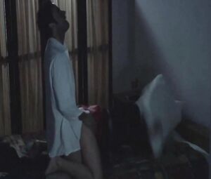 Marie Le Cam nude - Le chien (2007)