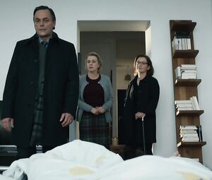 Lisa Wagner nude - Kommissarin Heller s01e09 (2019)