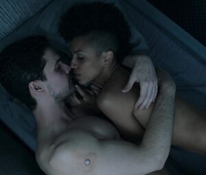 Dominique Tipper nude - The Expanse s03e06 (2018)