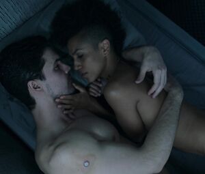 Dominique Tipper nude - The Expanse s03e06 (2018)