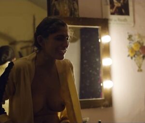 Kubra Sait nude - Sacred Games s01e04-05 (2018)