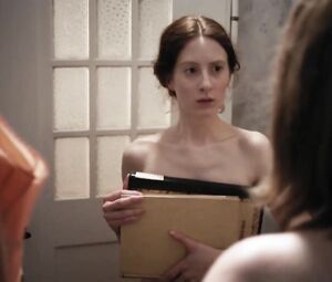 Roxane Duran nude - Krieg der Traume s01e05 (2018)