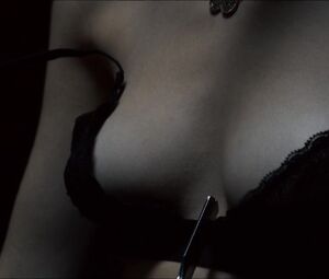 Kirsty Averton nude - The Holly Kane Experiment (2017)