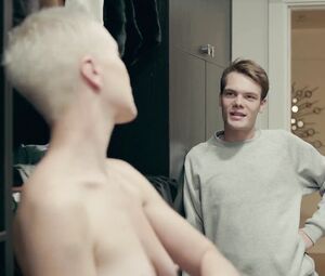 Darya Moroz nude - Soderzhanki s01e01 (2019)