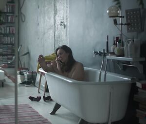 Marta Malikowska nude - Slepnac od Swiatel s01e01 (2018)