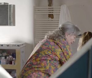 Mathilde Seigner, Fanny Gilles nude - Sam s01e03 (2018)