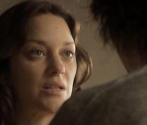 Marion Cotillard nude - Les fantomes d'Ismael (2017)