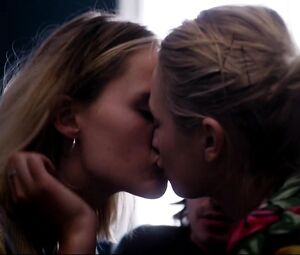 Rosemarie Mosbæk, Kristine Kujath Thorp nude - Doggystyle s01e05 (2018)