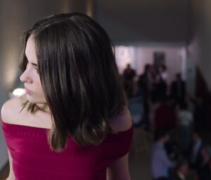 Giulia Charm, Elisabeth Larena nude - Vivir sin permiso s01e01-10 (2018)