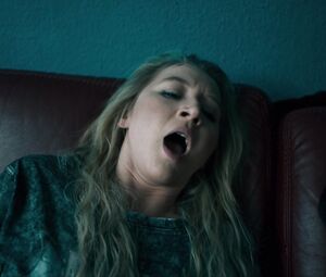 Jasna Fritzi Bauer, Anna Maria Muhe nude - Dogs of Berlin (2018) s1e06 (2018)