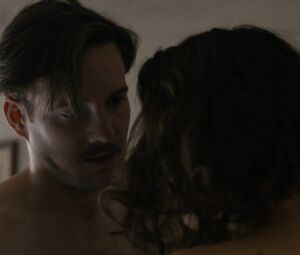 Julia Rosnowska, Pamela Adamik nude - Drogi Wolnosci s01e12 (2018)