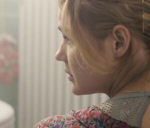 Jytte-Merle Bohrnsen, Luise Heyer nude - Einmal bitte Alles (2017)