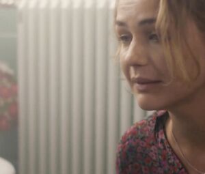 Jytte-Merle Bohrnsen, Luise Heyer nude - Einmal bitte Alles (2017)