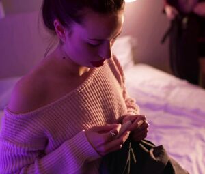 Angele Arnaud nude - La Verite Nue s01e01-04 (2018)