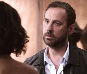 Nathalie Odzierejko nude - Sam-s03e02e06 (2019)