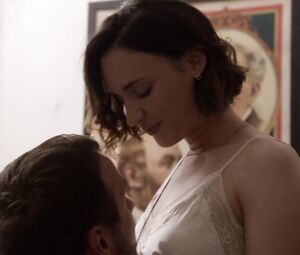 Nathalie Odzierejko nude - Sam-s03e02e06 (2019)