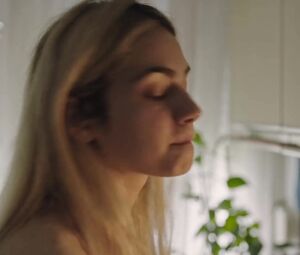 Tara Thaller nude - Uspjeh s01e04 (2019)