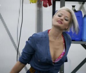 Erika Starkova nude - Most! s01e04 (2019)