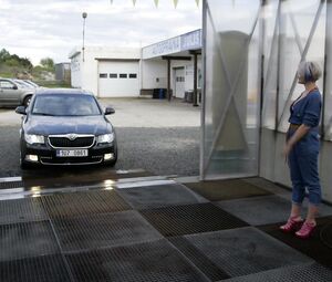 Erika Starkova nude - Most! s01e04 (2019)