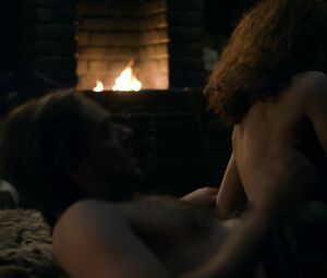 Sophie Skelton nude - Outlander s04e08 (2018)