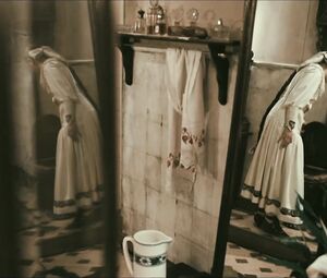 Katarina Radivojevic, Yuliya Deynega naked - Morfiy (2008)