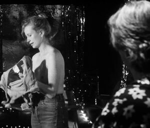 Sarah Boberg nude - 15 Months in May (1997)