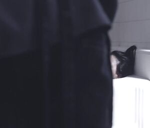 Kya Shin nude - Los Regresos (2014)