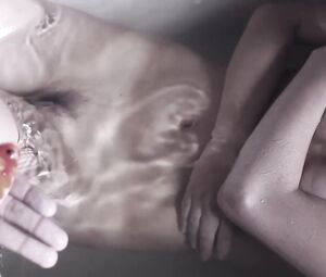 Kya Shin nude - Los Regresos (2014)