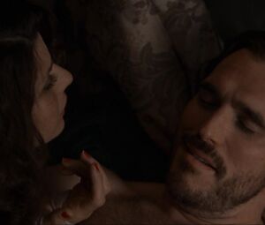 Marisa Tomei nude - Factotum (2005)