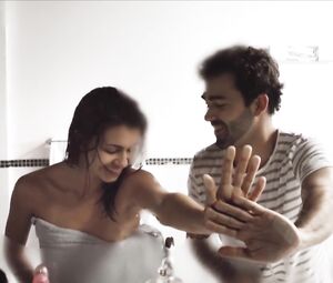 Babi Fernandes nude - Espelho (2013)