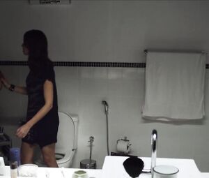 Babi Fernandes nude - Espelho (2013)