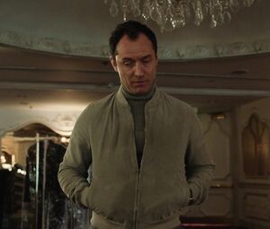 Natalie Portman nude - Vox Lux (2018)