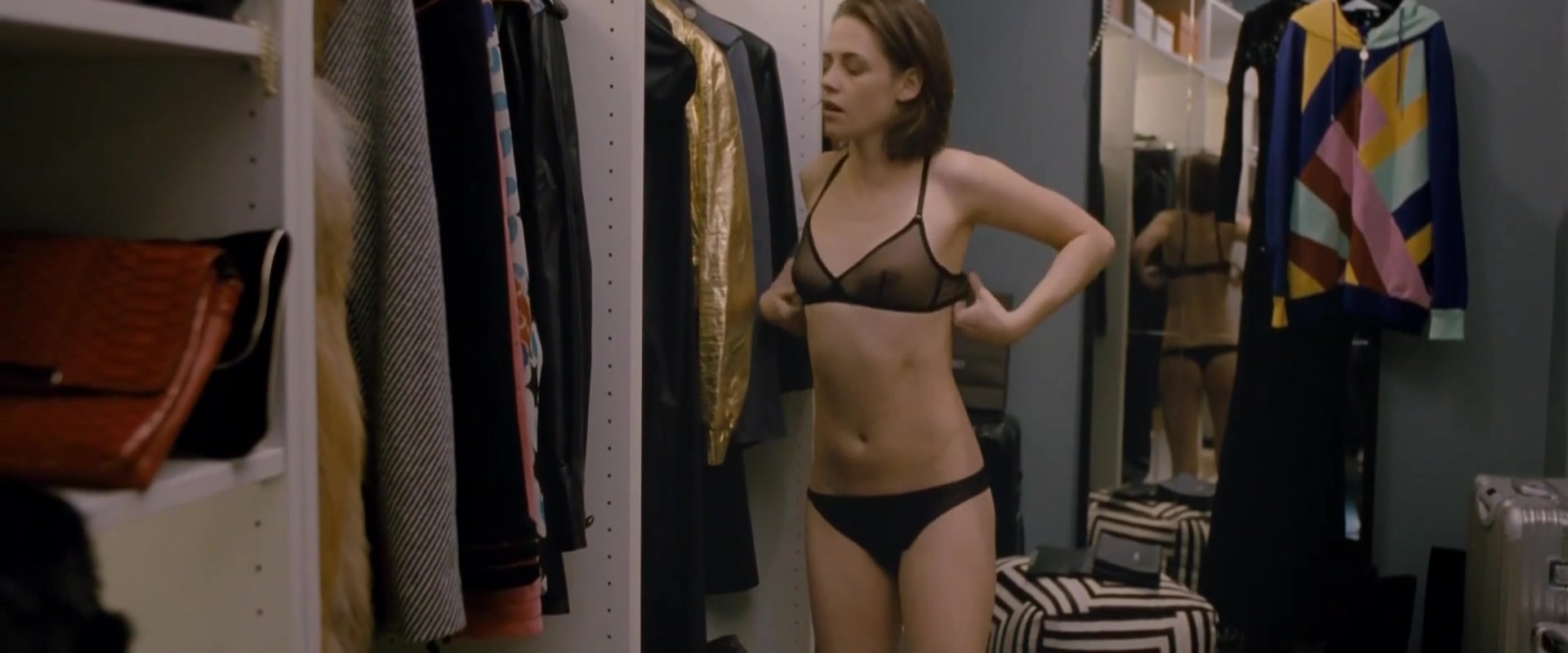 Kristen Stewart nude scenes