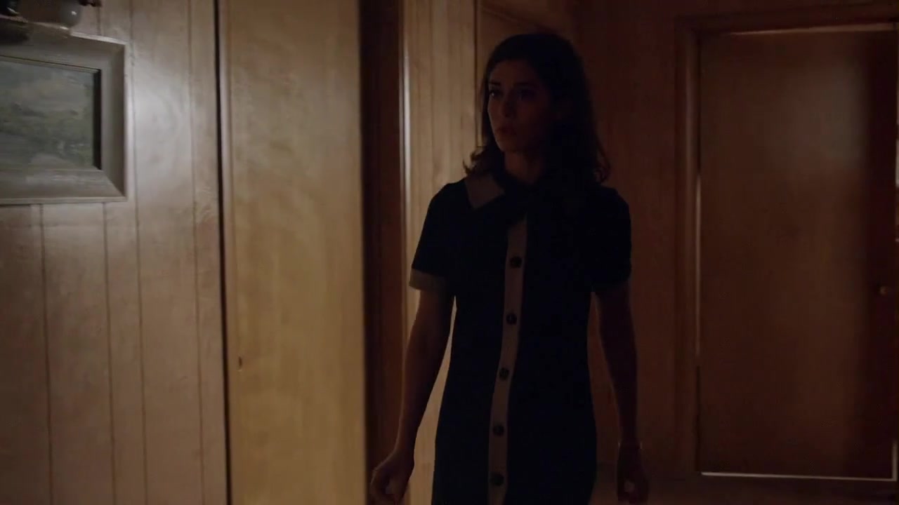 Hanna Hall, Isabelle Fuhrman nude scenes