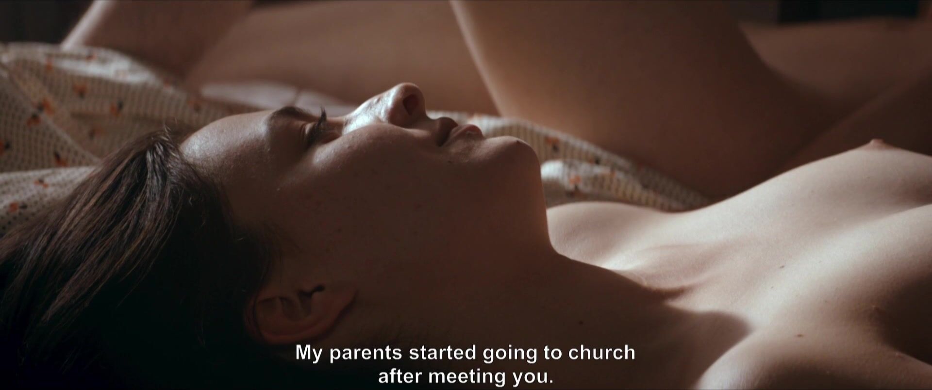 Iulia Alexandra Dinu nude scenes - Un Pas in Urma Serafimilor